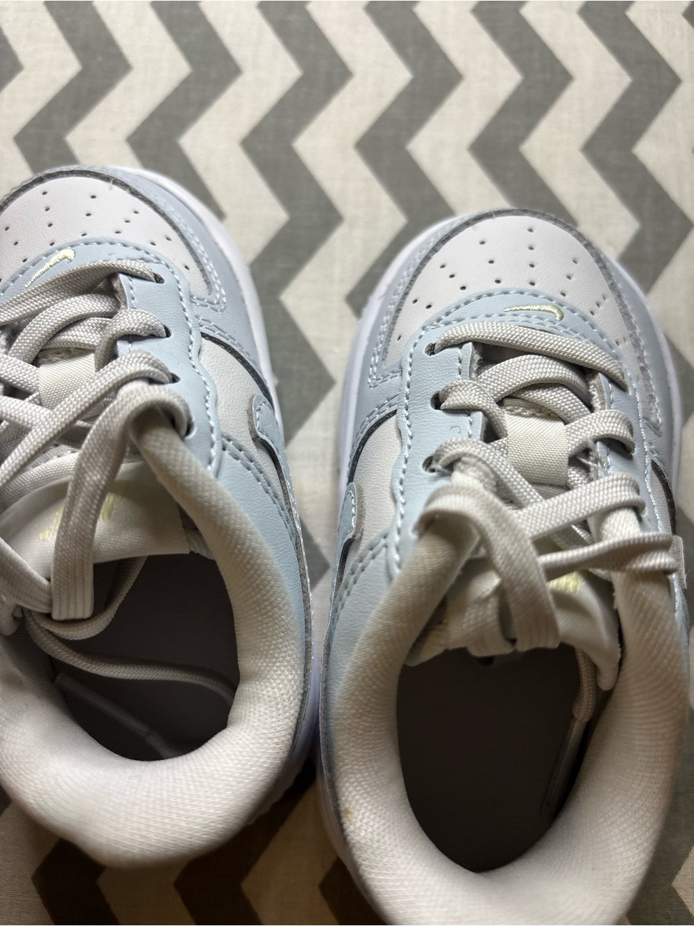 Nike Kids Low Top Sneakers - Light blue  & White - Picture 5 of 7